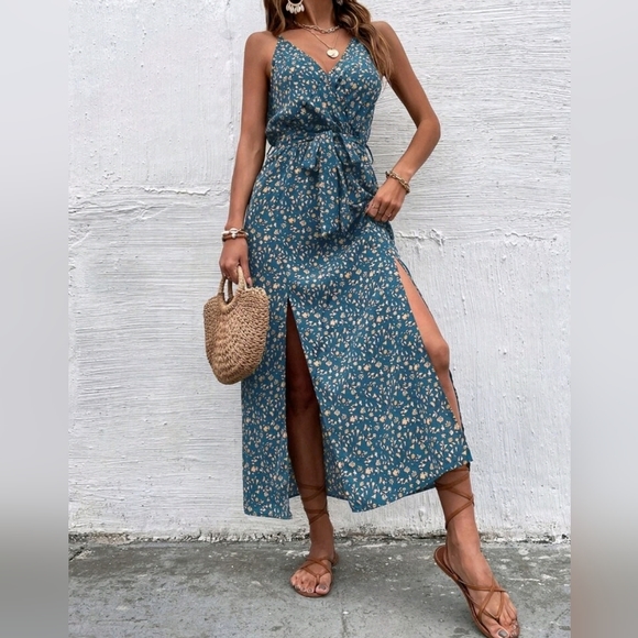 New Boho Double Split Cami Dress Maxi Floral Blue Cream - Picture 1 of 7